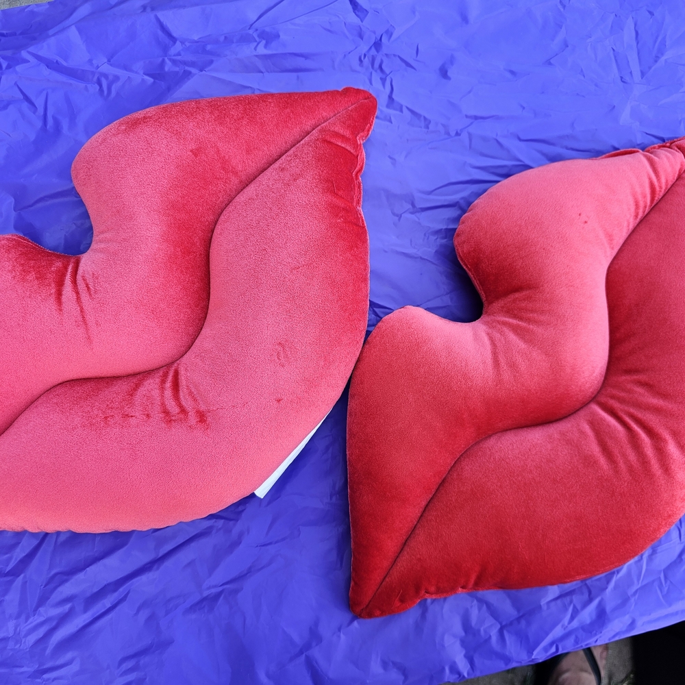 Room Essentials Red Lips Shaped Pillows